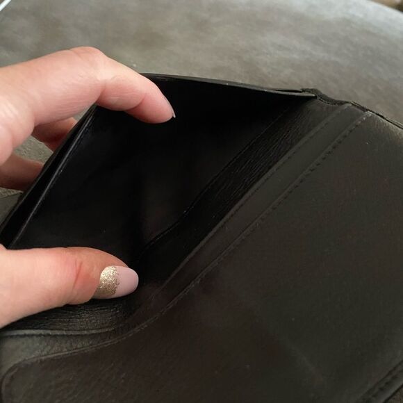 Authentic RARE GUCCI HORSESHOE black and gold amazing leather wallet! New - Picture 4 of 7